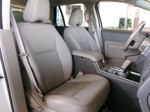 Used 2009 Ford Edge Limited image 19