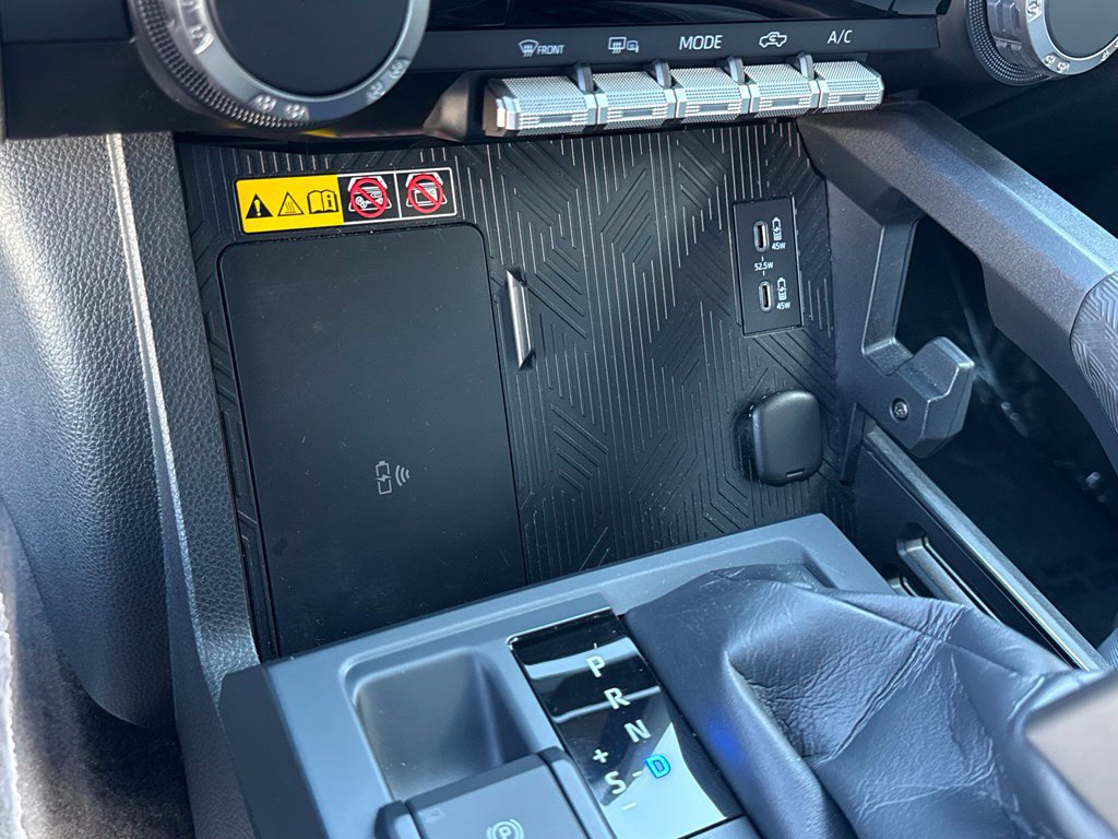 Used 2024 Toyota Tacoma SR5 AWD/4WD image 44