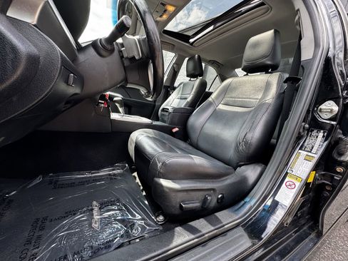 Used 2013 Toyota Camry SE FWD image 12