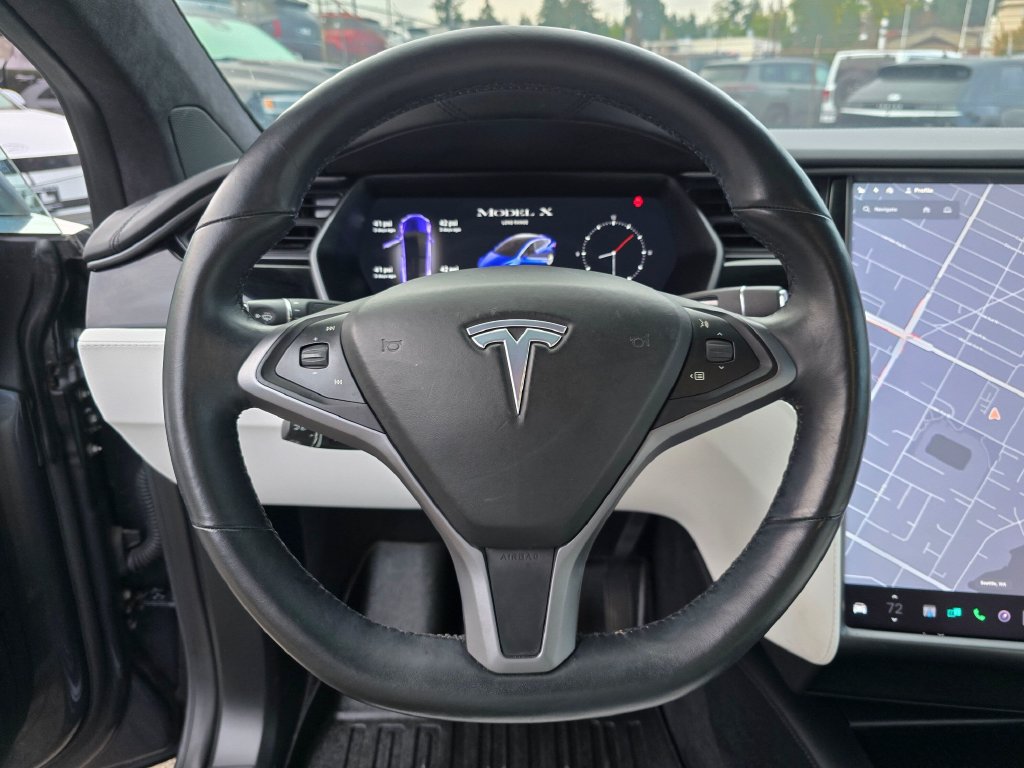 Used 2020 Tesla Model X Long Range AWD/4WD image 23