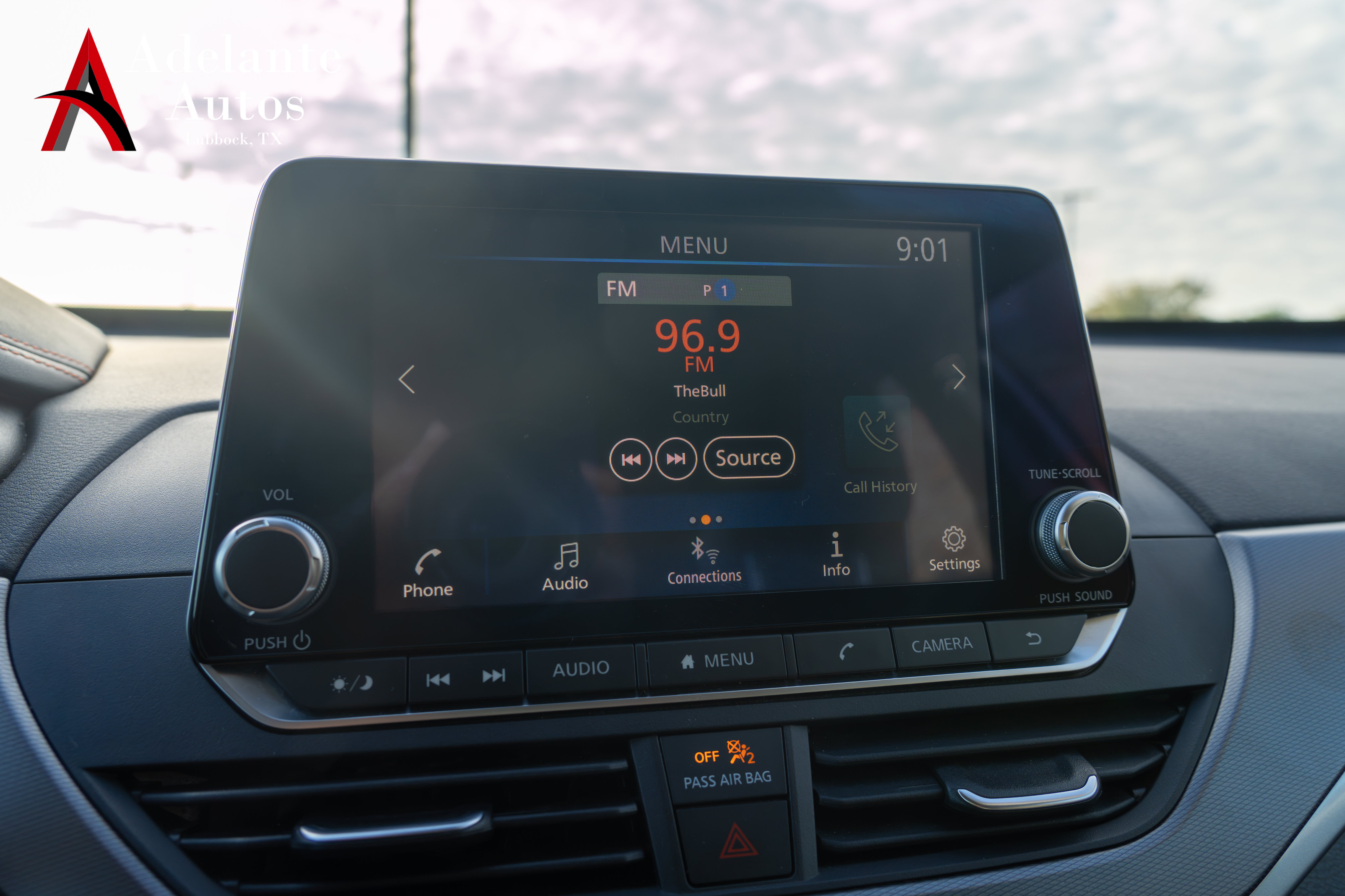 Used 2024 Nissan Altima 2.5 SR FWD image 15