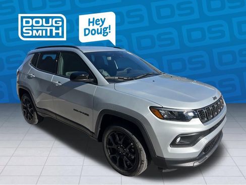 New 2026 Jeep Compass Latitude AWD/4WD image 7
