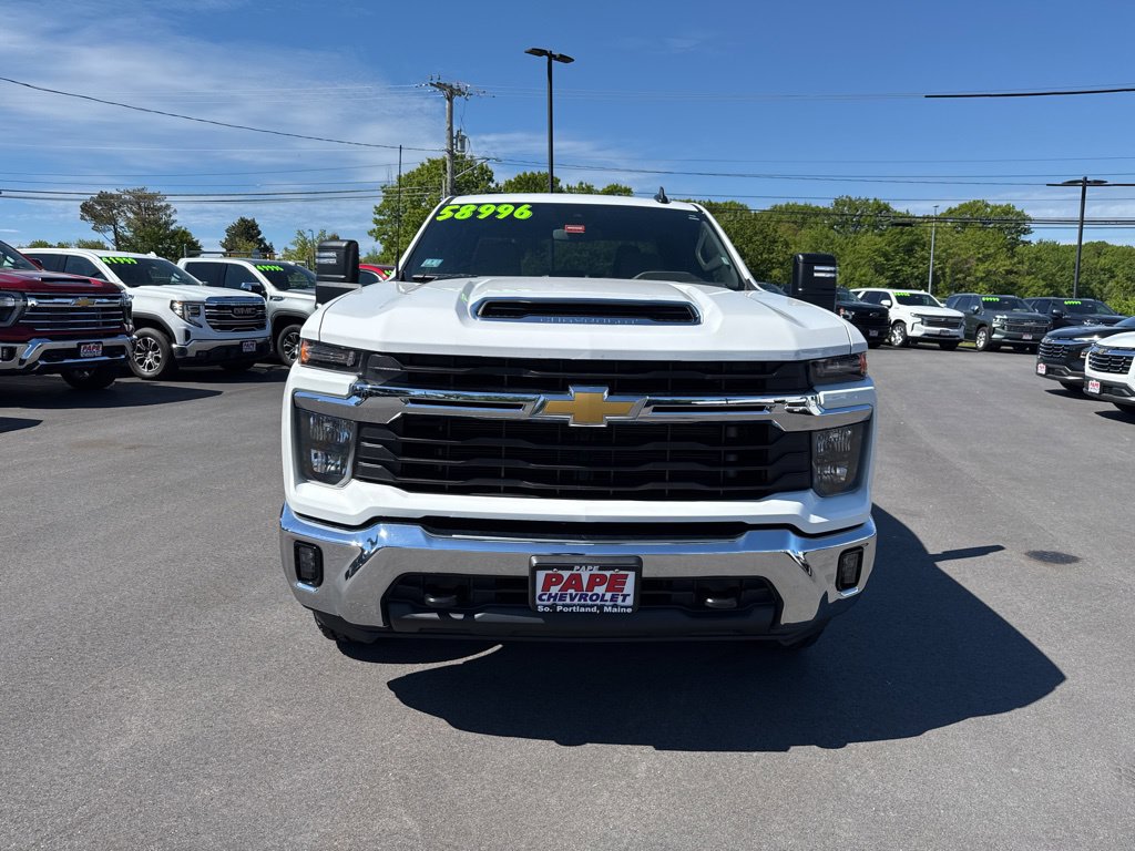 Used 2025 Chevrolet Silverado 2500 LT w/ Convenience Package AWD/4WD image 10