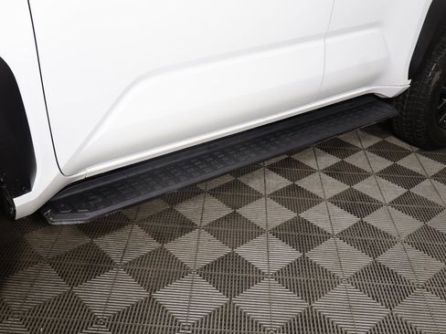 Used 2025 Toyota 4Runner SR5 image 14