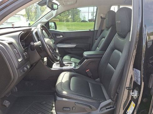 Certified 2022 Chevrolet Colorado ZR2 w/ ZR2 Midnight Special Edition image 11