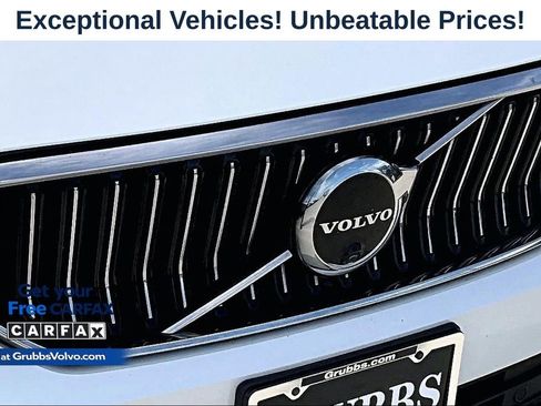Used 2023 Volvo XC40 B4 Plus w/ Protection Package Premier FWD image 37