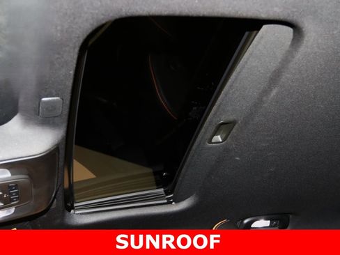 Used 2021 Cadillac CT4 V image 16