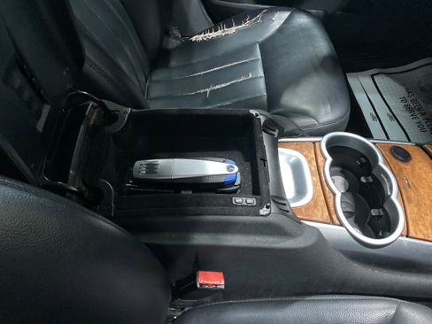 Used 2008 Mercedes-Benz R 350 2WD image 6