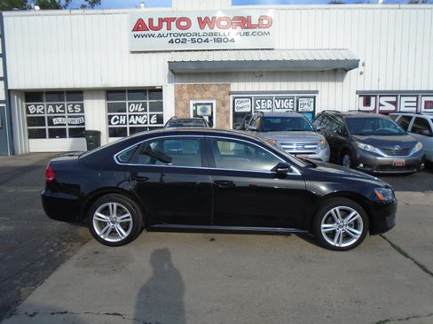 Used 2014 Volkswagen Passat TDI SE FWD image 1