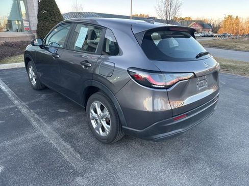 Used 2023 Honda HR-V LX image 5