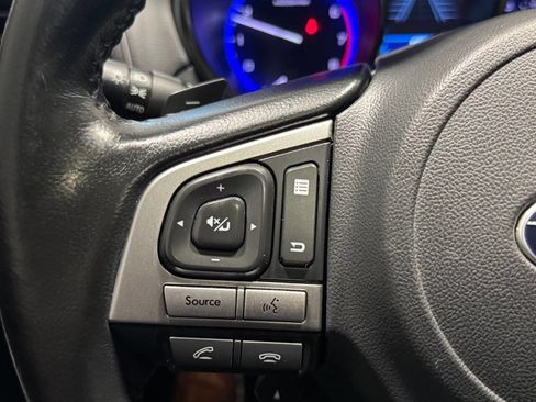 Used 2016 Subaru Legacy 2.5i Limited AWD/4WD image 31