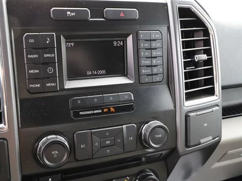 Used 2016 Ford F150 XLT AWD/4WD image 32