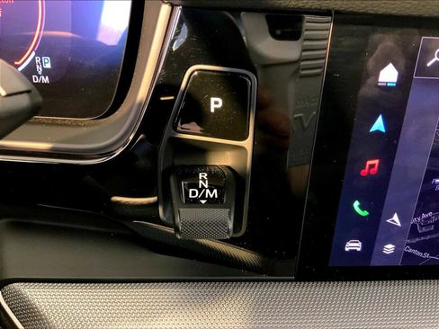 Certified 2026 Porsche Cayenne AWD/4WD image 17
