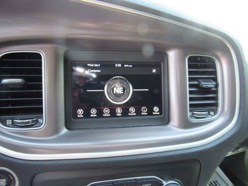 Used 2022 Dodge Charger SXT w/ Leather Interior Group RWD image 7