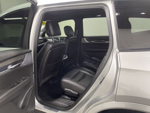 Used 2020 Cadillac XT6 Sport image 13