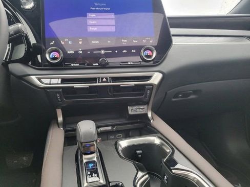 Used 2024 Lexus RX 350 AWD image 36