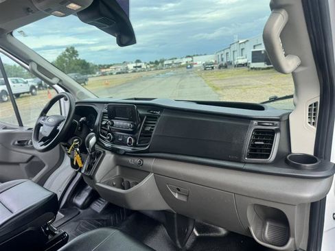 Used 2023 Ford Transit 250 Medium Roof RWD image 12