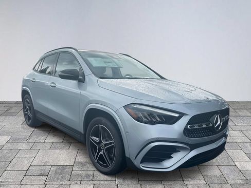 Used 2025 Mercedes-Benz GLA 250 image 1