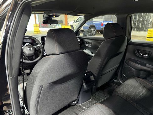 Used 2024 Honda HR-V Sport image 26