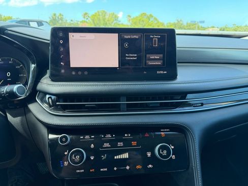Used 2026 INFINITI QX60 Luxe FWD image 16