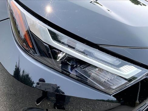 Used 2023 Toyota RAV4 LE AWD/4WD image 27