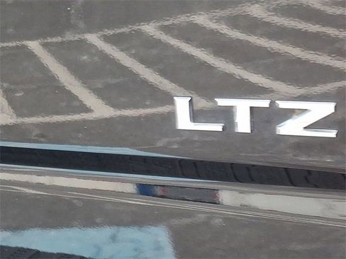 Used 2020 Chevrolet Silverado 2500 LTZ w/ LTZ Premium Package image 33