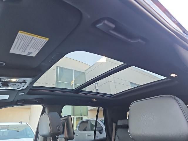 Used 2021 GMC Yukon Denali w/ Denali Premium Package RWD image 19