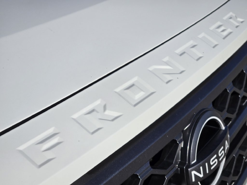 Used 2022 Nissan Frontier SV RWD image 10