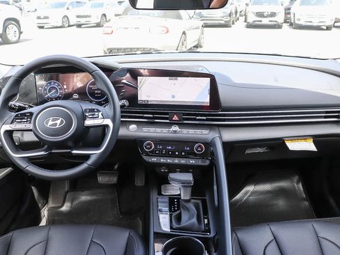 New 2026 Hyundai Elantra Limited image 14