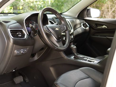 Used 2021 Chevrolet Equinox LT FWD image 9