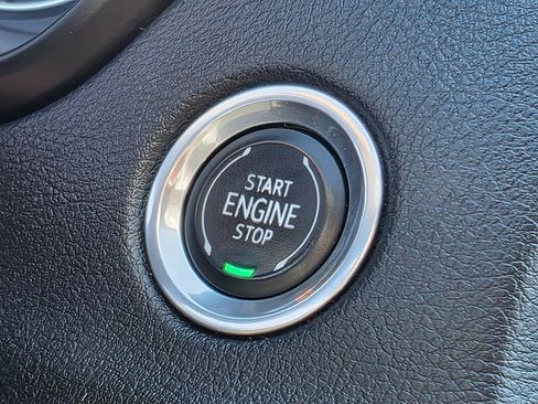 Used 2019 Cadillac XT4 Sport image 41