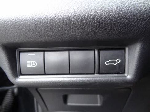 Used 2025 Toyota Grand Highlander AWD image 19