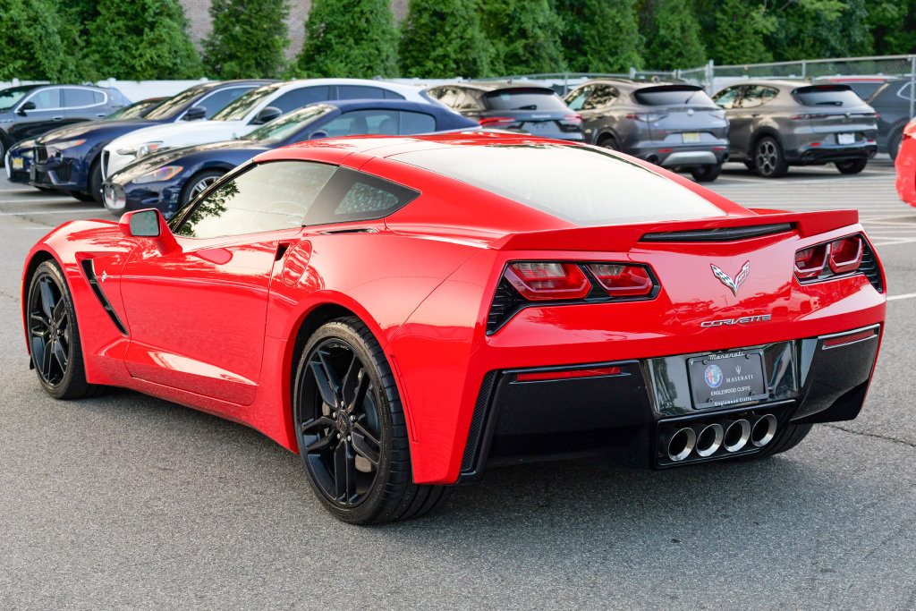 Used 2016 Chevrolet Corvette Stingray Coupe RWD image 5
