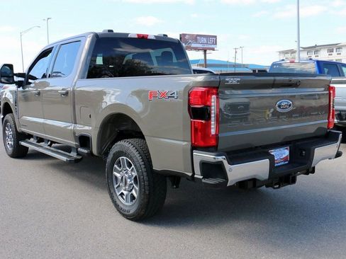 New 2026 Ford F250 Lariat w/ FX4 Off-Road Package AWD/4WD image 7