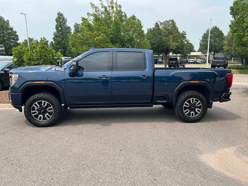 Used 2021 GMC Sierra 2500 AT4 w/ AT4 Premium Plus Package AWD/4WD image 3