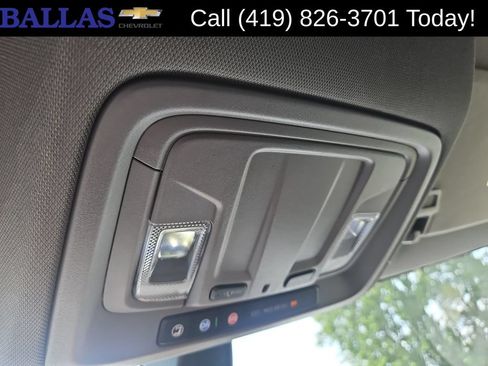 Certified 2022 Chevrolet Silverado 1500 RST AWD/4WD image 19