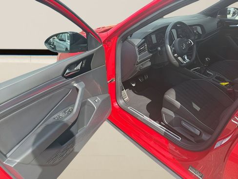 Used 2019 Volkswagen Jetta GLI FWD image 12