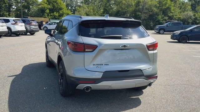 New 2026 Chevrolet Blazer LT w/ Midnight/Sport Edition AWD/4WD image 7