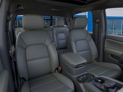 New 2026 Chevrolet Colorado ZR2 w/ Technology Package image 16