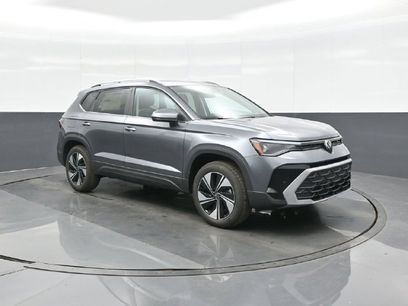 New 2026 Volkswagen Taos SE