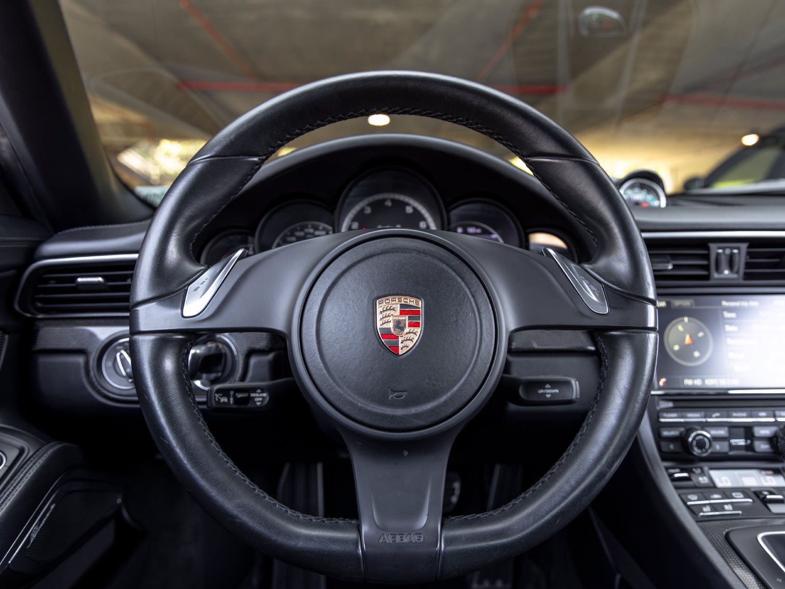 Used 2015 Porsche 911 Turbo S AWD/4WD image 35