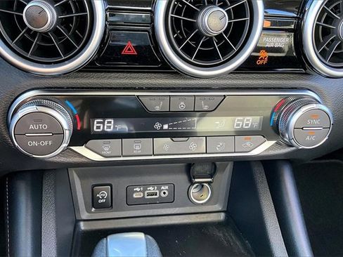 Certified 2025 Nissan Sentra SR w/ SR Premium Package image 14