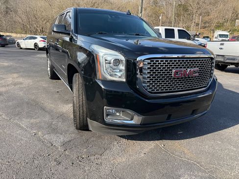 Used 2017 GMC Yukon XL Denali w/ Open Road Package image 5