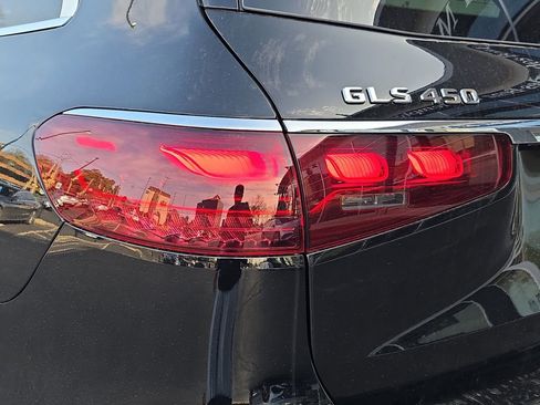New 2026 Mercedes-Benz GLS 450 4MATIC image 11