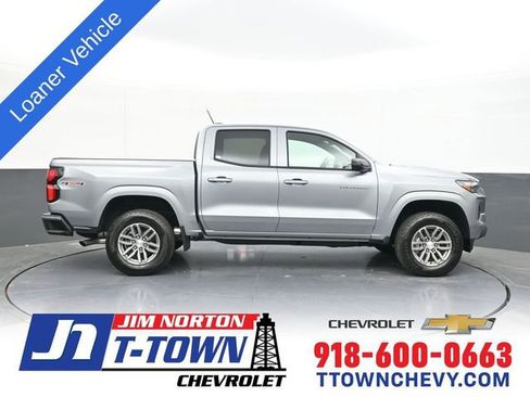 New 2025 Chevrolet Colorado LT w/ LT Convenience Package AWD/4WD image 1