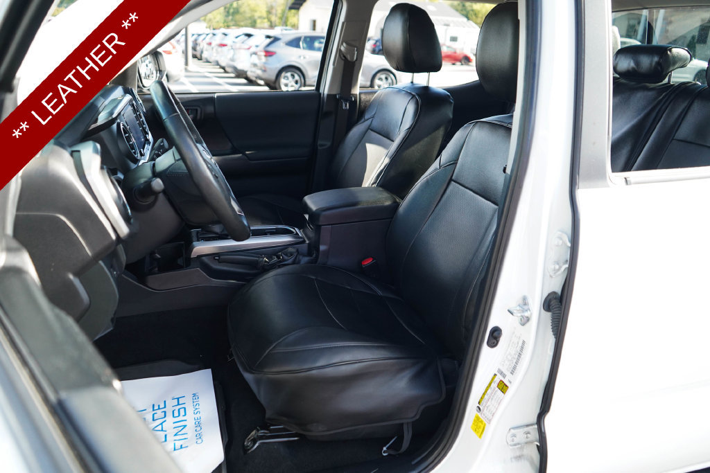 Used 2022 Toyota Tacoma SR5 w/ Trail Edition AWD/4WD image 6