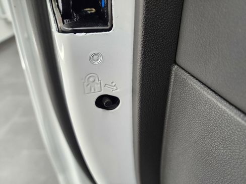 Used 2024 GMC Sierra 1500 AT4X image 47