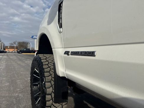Used 2020 Ford F350 Platinum image 16