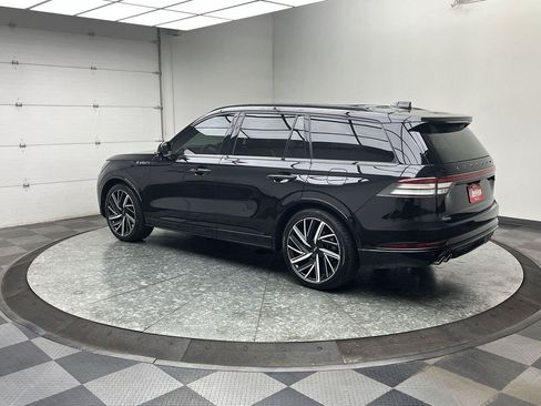 Used 2025 Lincoln Aviator Black Label w/ Jet Appearance Package AWD/4WD image 2
