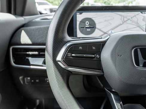Used 2024 Honda Prologue EX image 20